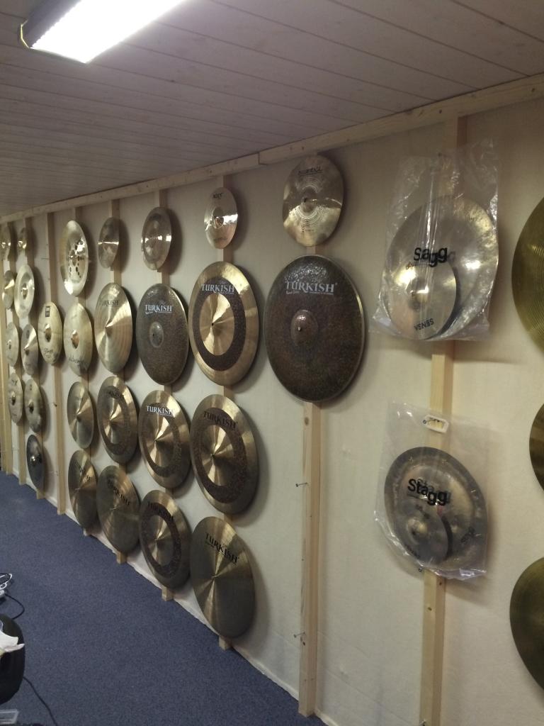 Mur de cymbales